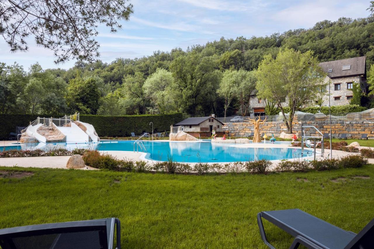 Wecamp Pirineos Hotel Boltaña Екстериор снимка