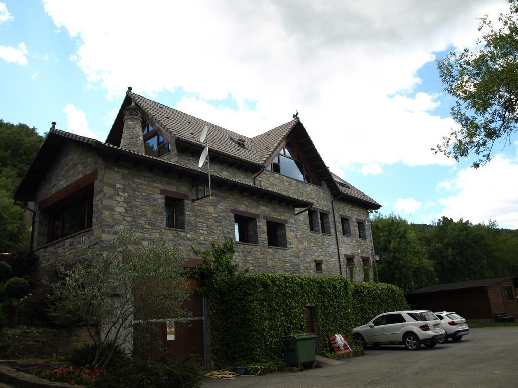 Wecamp Pirineos Hotel Boltaña Екстериор снимка