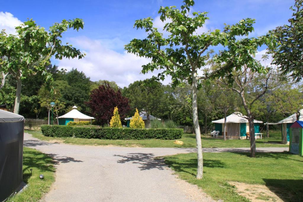 Wecamp Pirineos Hotel Boltaña Екстериор снимка
