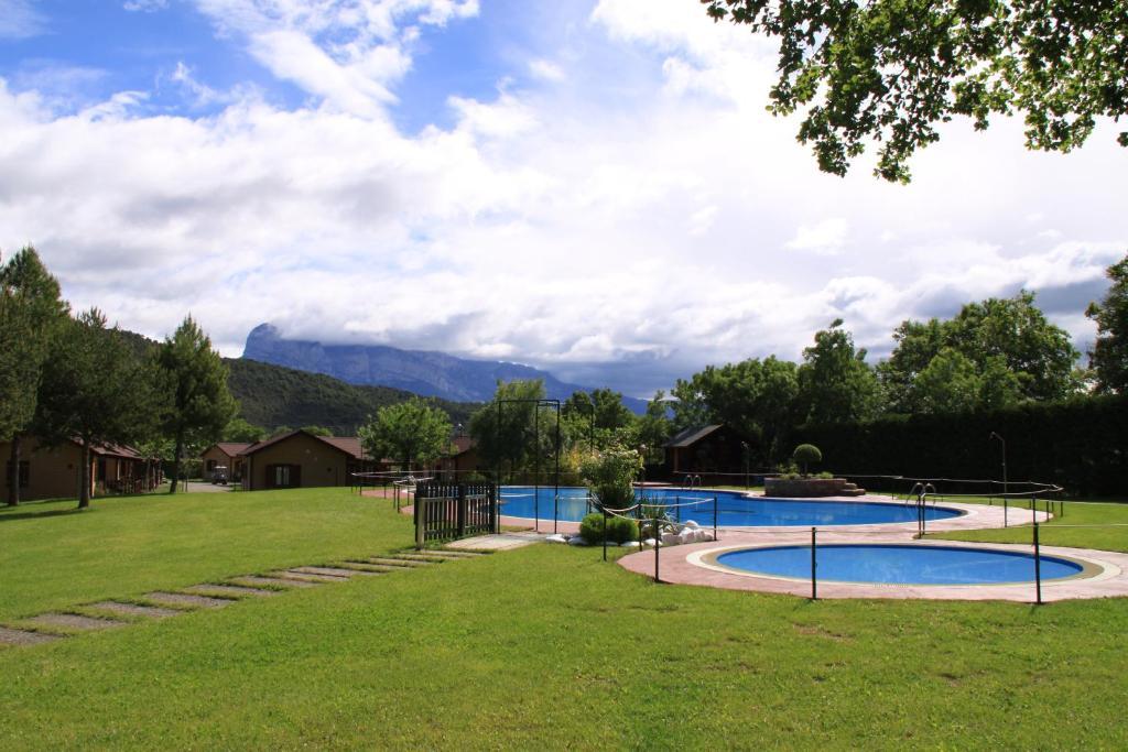 Wecamp Pirineos Hotel Boltaña Екстериор снимка